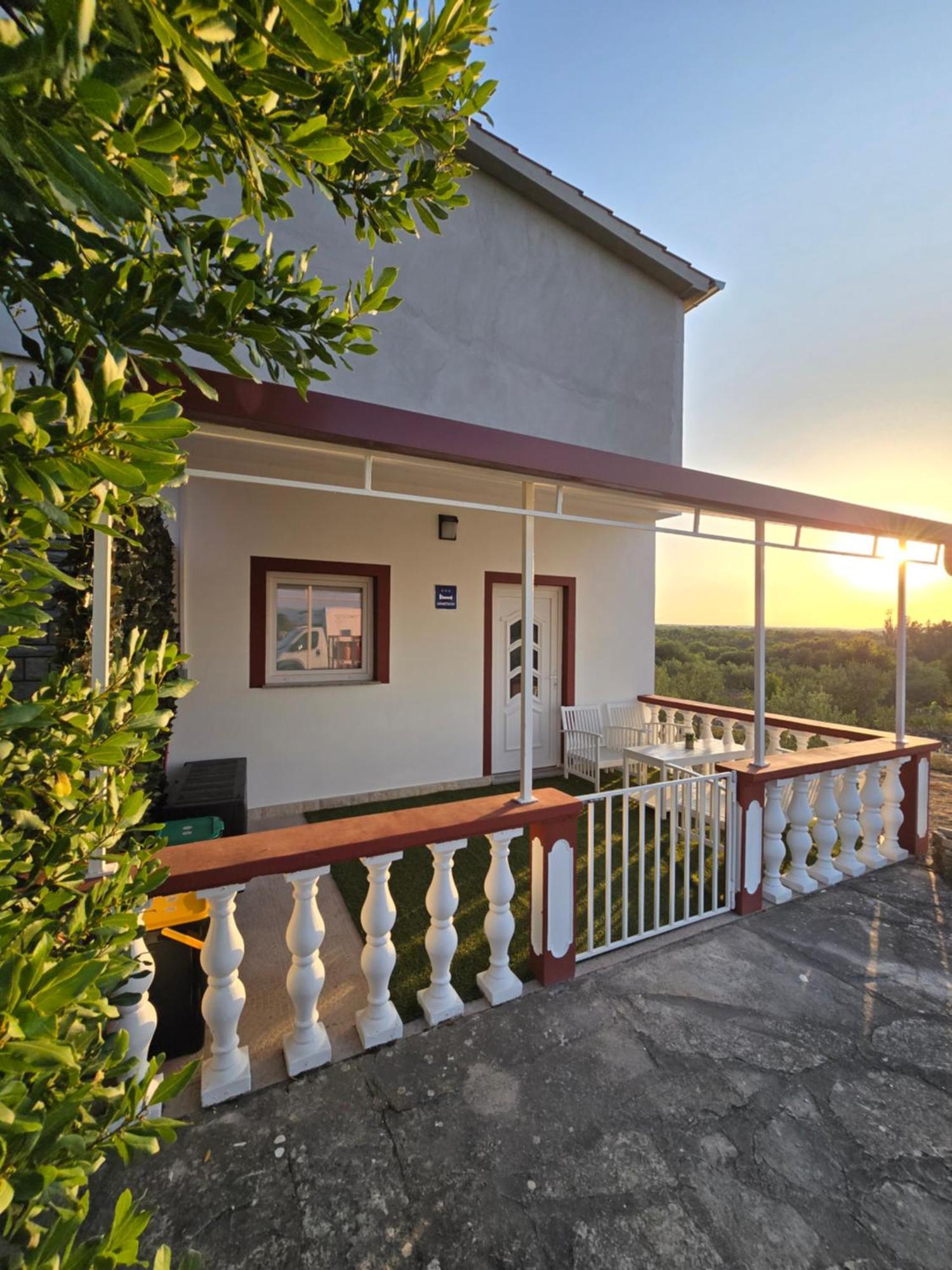 Apartments Roko Pridraga 外观 照片